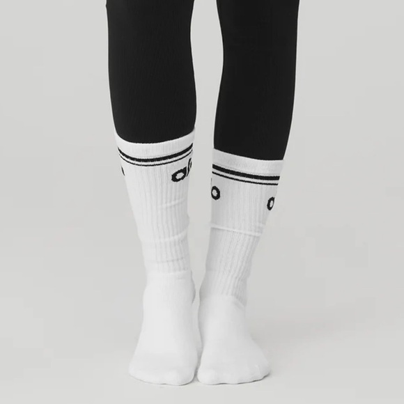 ALO Women's Throwback Barre Sock - Picture 2 of 4